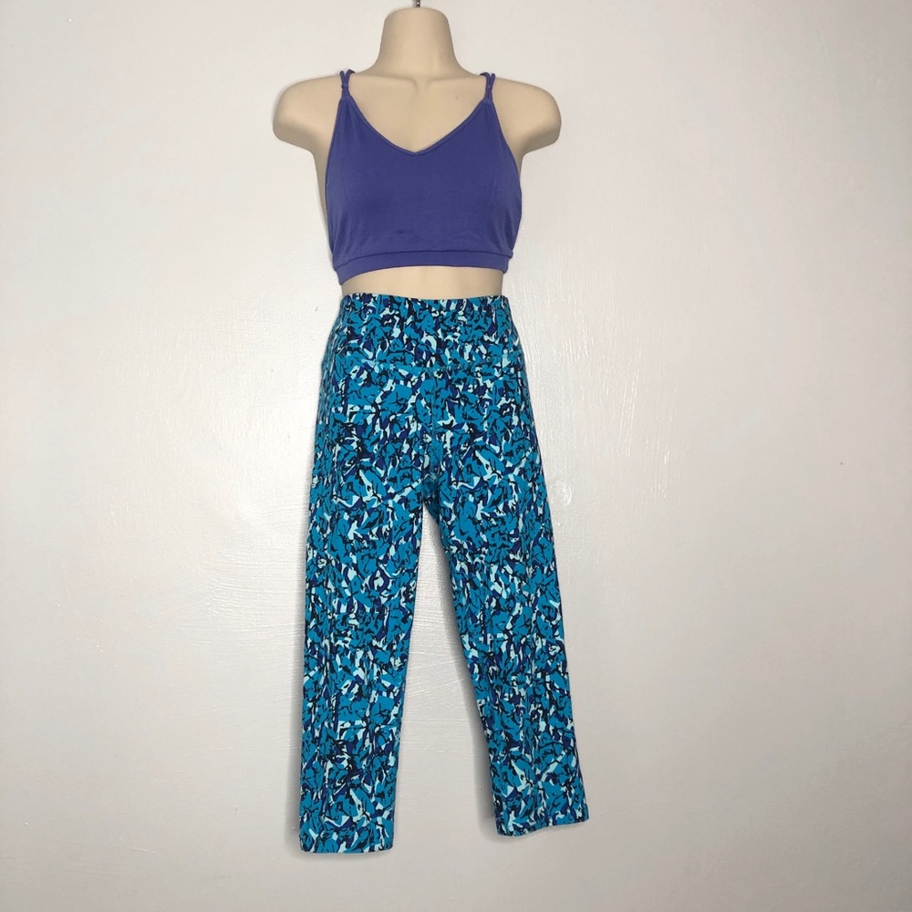 ⭐️4/$25 Nike Dri-Fit crop workout leggings M